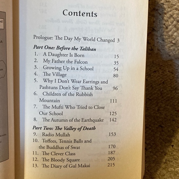 Book (Paperback): I Am Malala by Malala Yousafzai - Picture 7 of 8